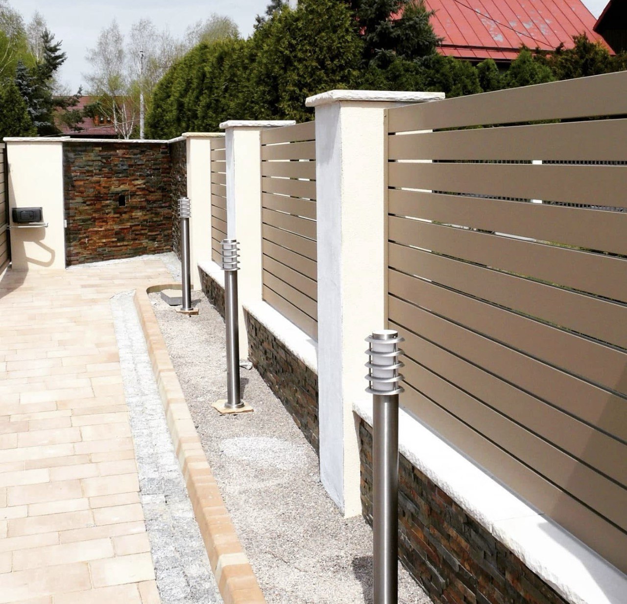 Structura metalica pentru delimitare
