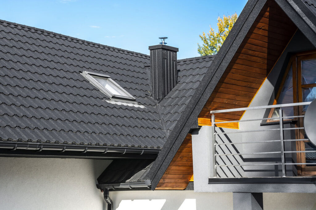 Acoperiș din țiglă metalică, Крыша из метало черепицы