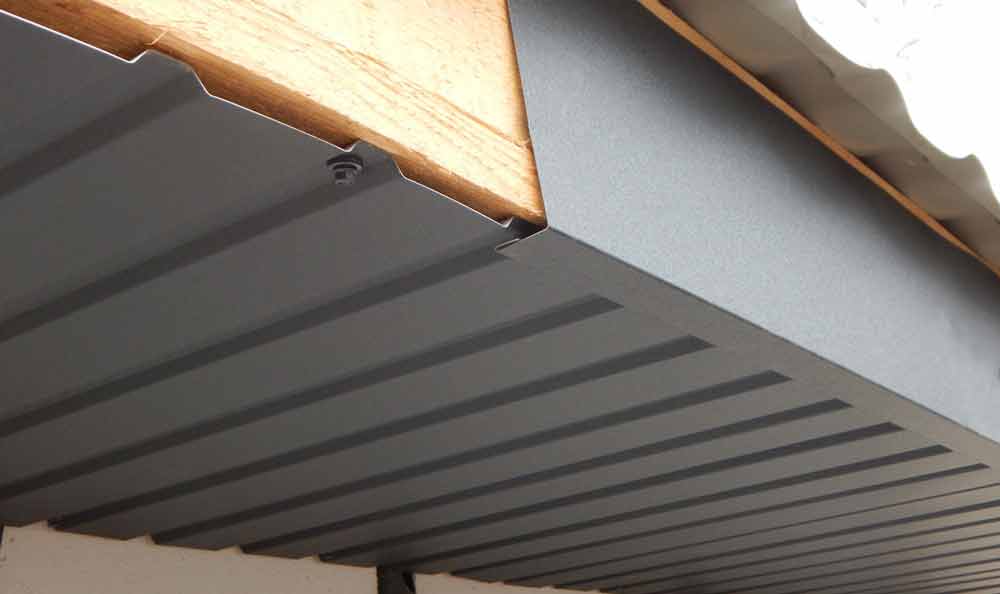 Acoperiș din țiglă metalică, Крыша из метало черепицы