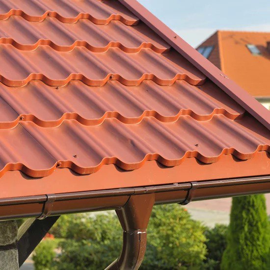 Acoperiș din țiglă metalică, Крыша из метало черепицы