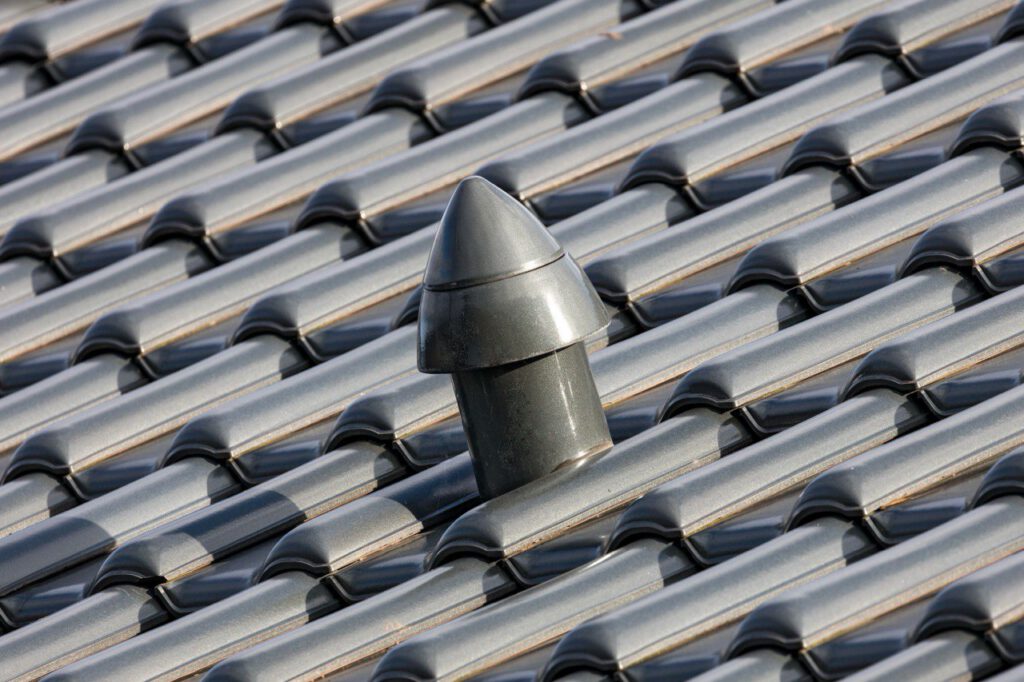 Acoperiș din țiglă metalică, Крыша из метало черепицы