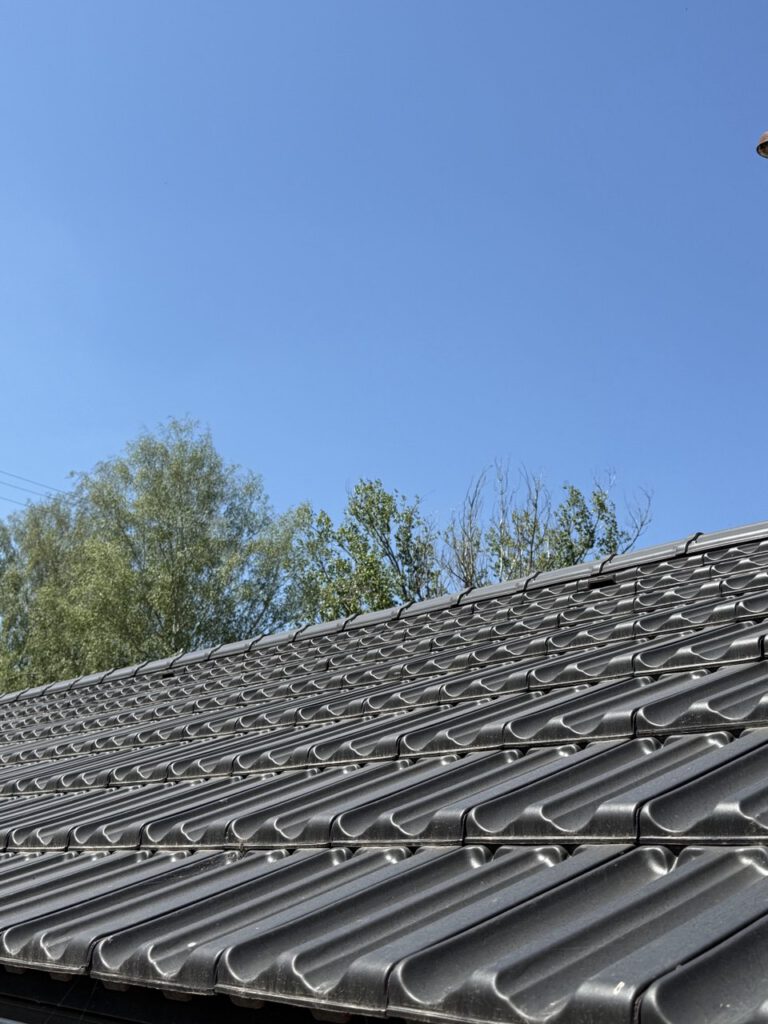 Acoperiș din țiglă metalică, Крыша из метало черепицы