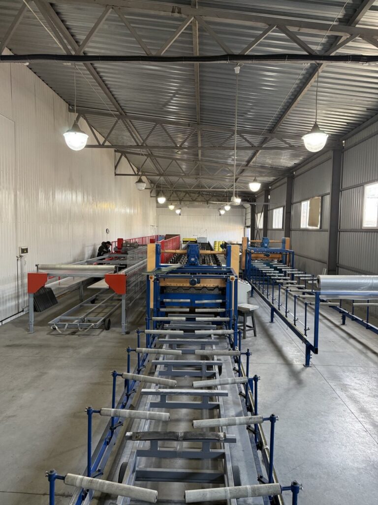 Producția de tablă ondulată pentru acoperișuri și fațade, Профнастил для крыш и фасадов